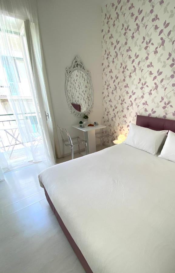 Bed and Breakfast Dai 3 Santi Лечче Экстерьер фото