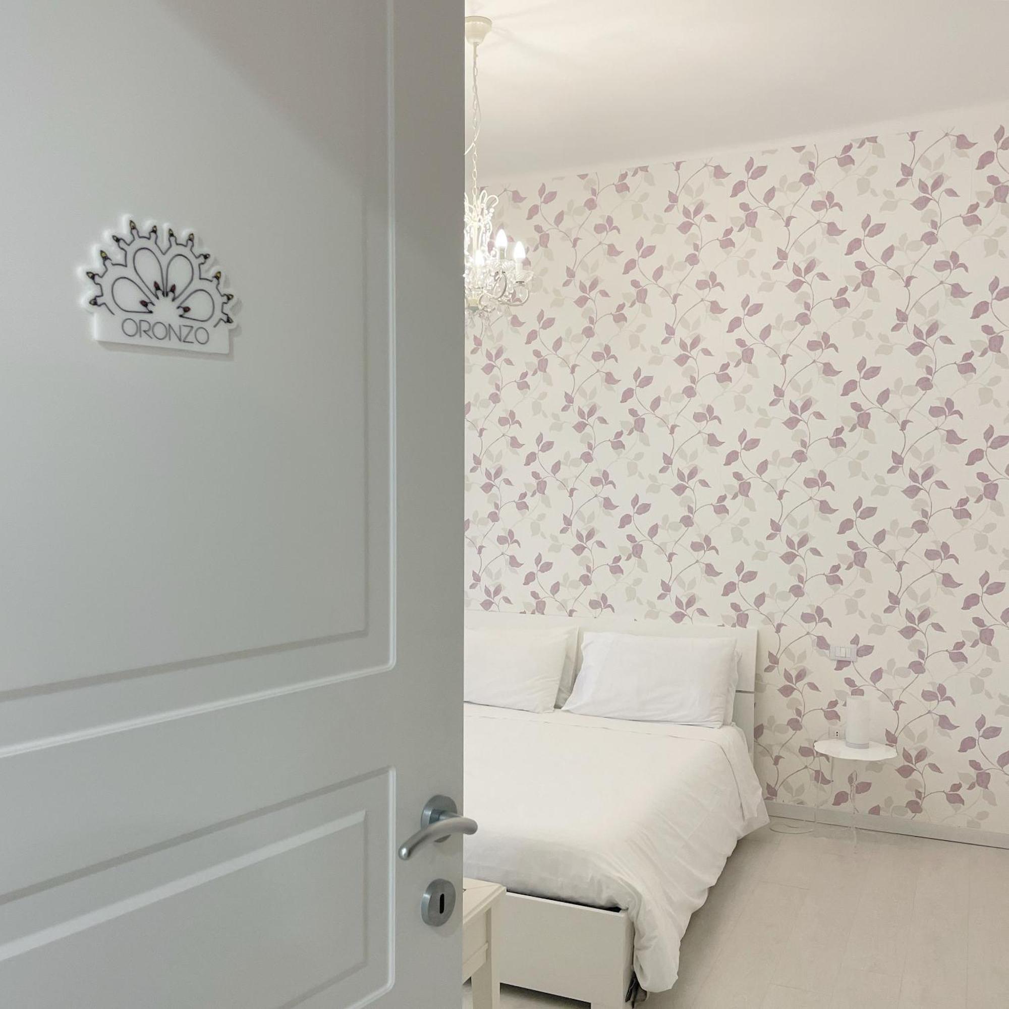 Bed and Breakfast Dai 3 Santi Лечче Экстерьер фото